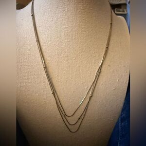 Vintage 3 Tier Silver Tone Cobra Chain Necklace with ball detail.
